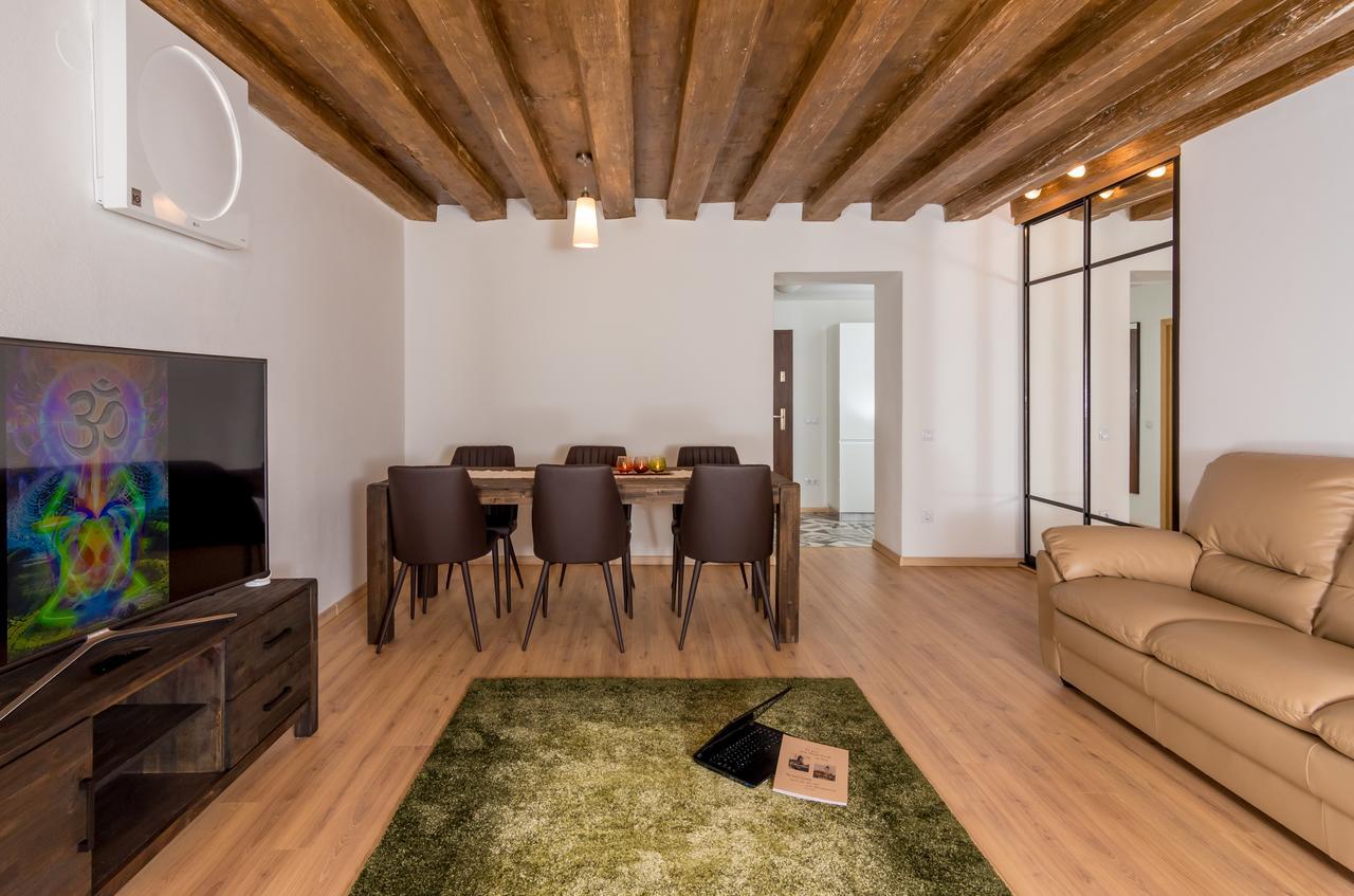 Casa Nicolae Luxury Suites Sibiu Exteriör bild
